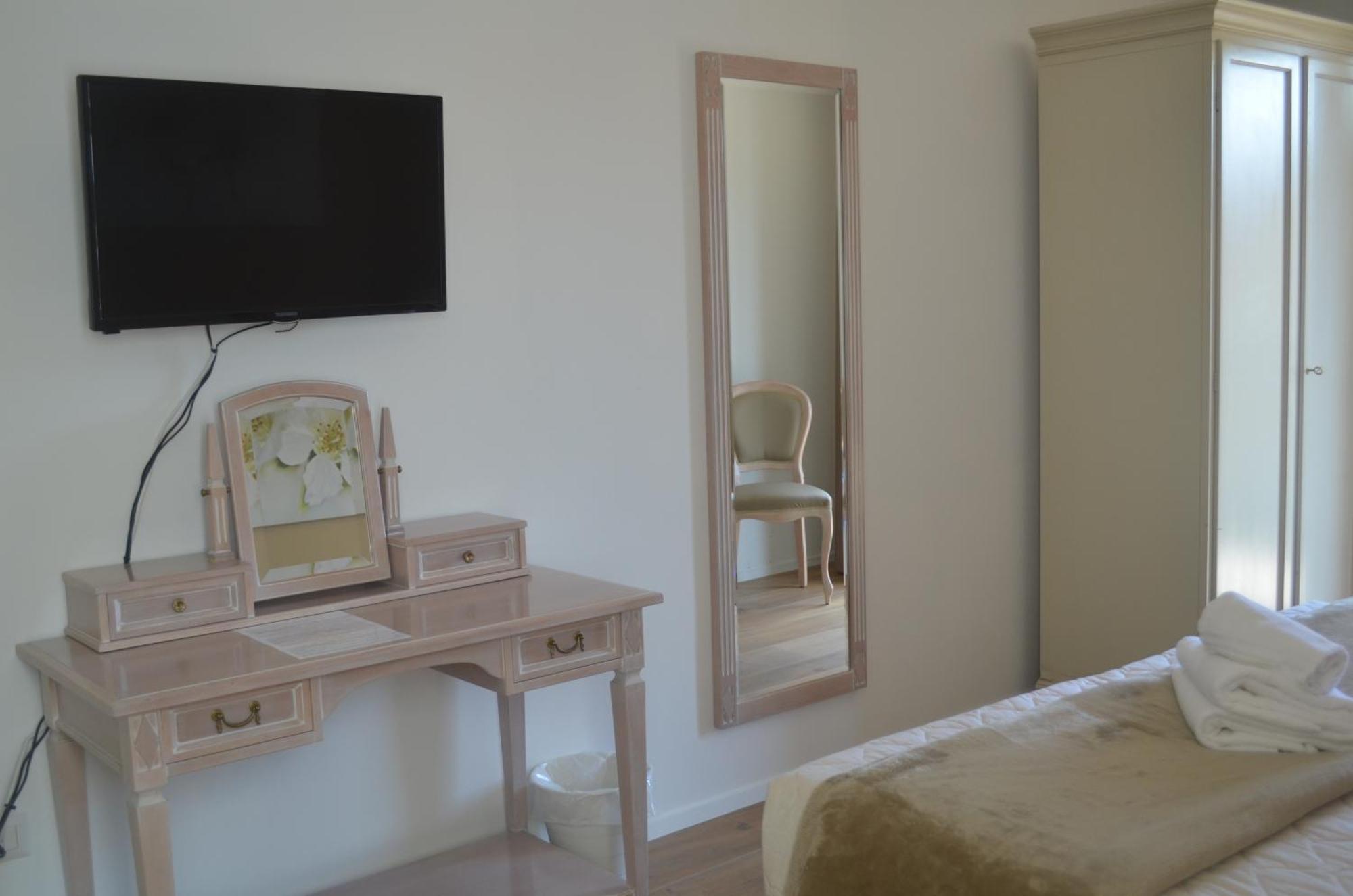 Hotel Rivamia الغرفة الصورة